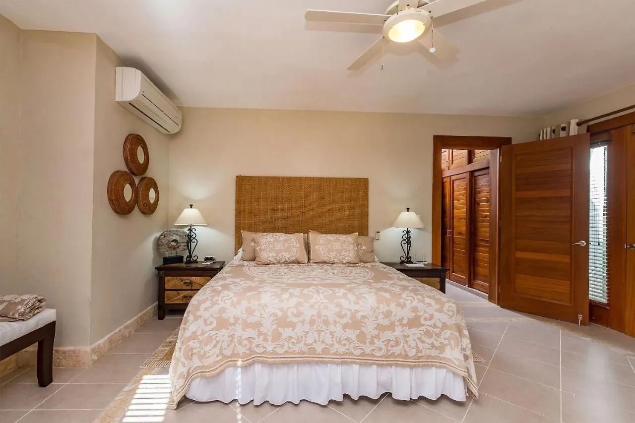 Private Villa With Incredible Pool, Maid, Jacuzzi - Cap Cana Resort Punta Cana