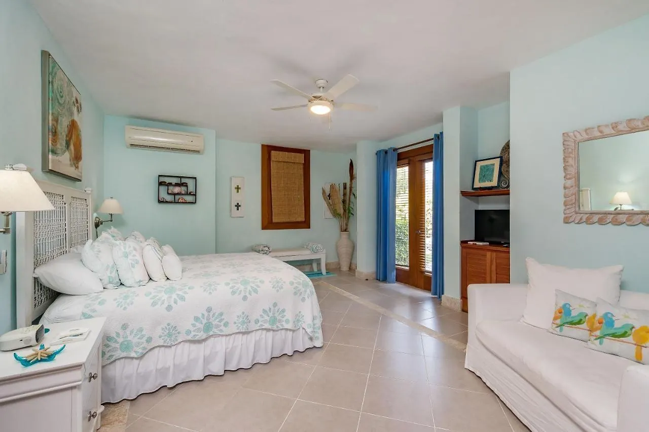 Private Villa With Incredible Pool, Maid, Jacuzzi - Cap Cana Resort Punta Cana