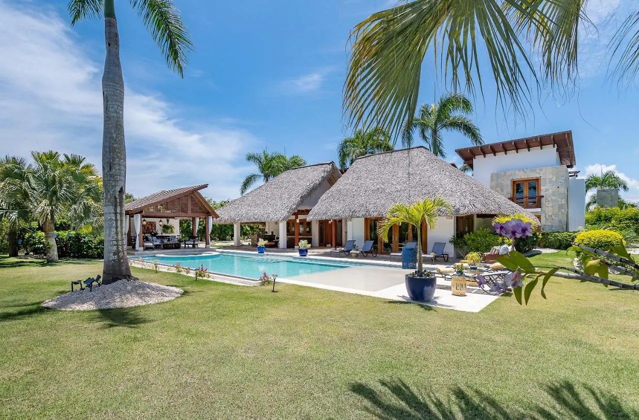 Private Villa With Incredible Pool, Maid, Jacuzzi - Cap Cana Resort Punta Cana