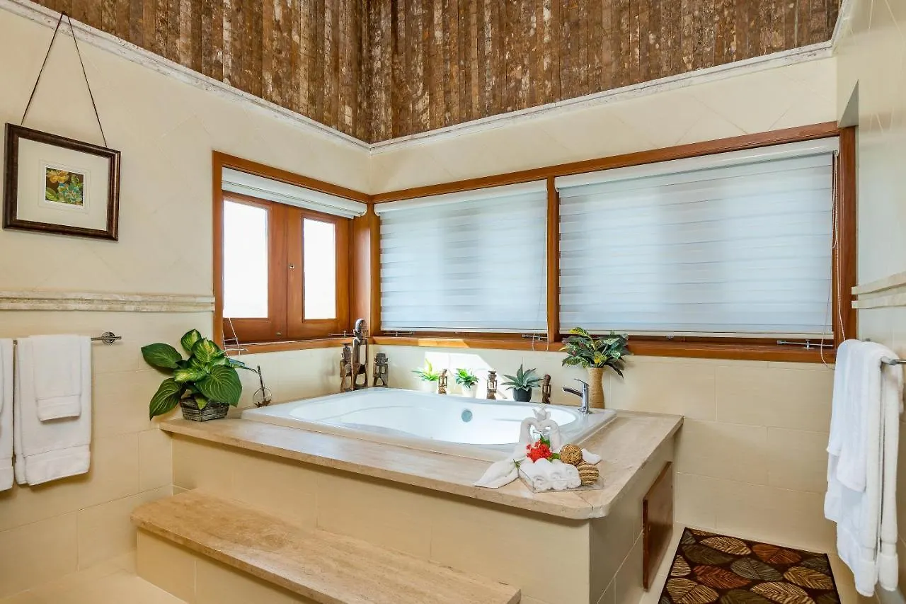 Private Villa With Incredible Pool, Maid, Jacuzzi - Cap Cana Resort Punta Cana