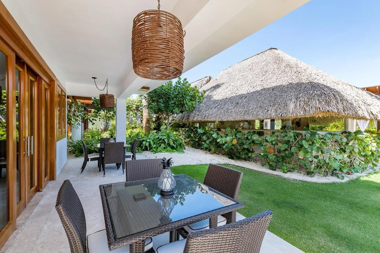 Private Villa With Incredible Pool, Maid, Jacuzzi - Cap Cana Resort Punta Cana