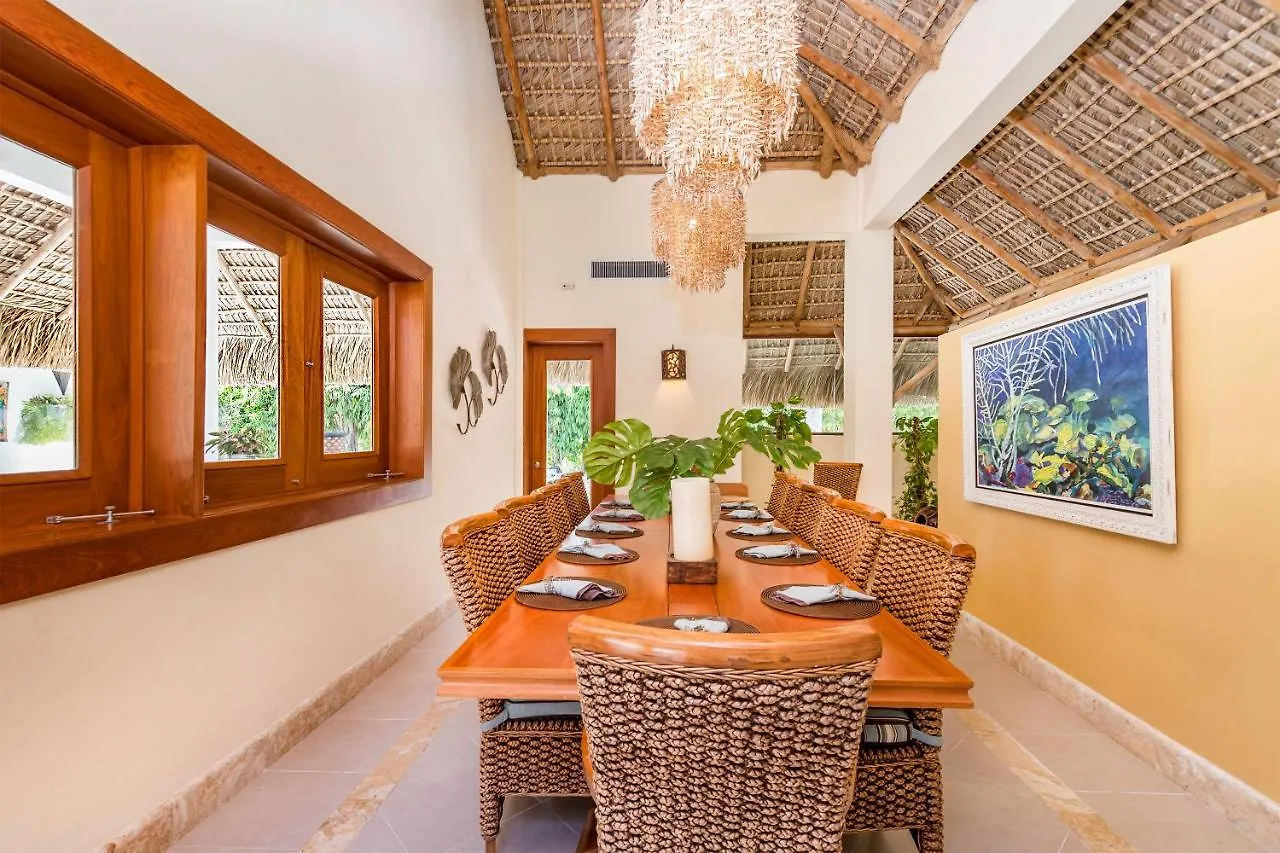 Private Villa With Incredible Pool, Maid, Jacuzzi - Cap Cana Resort Punta Cana